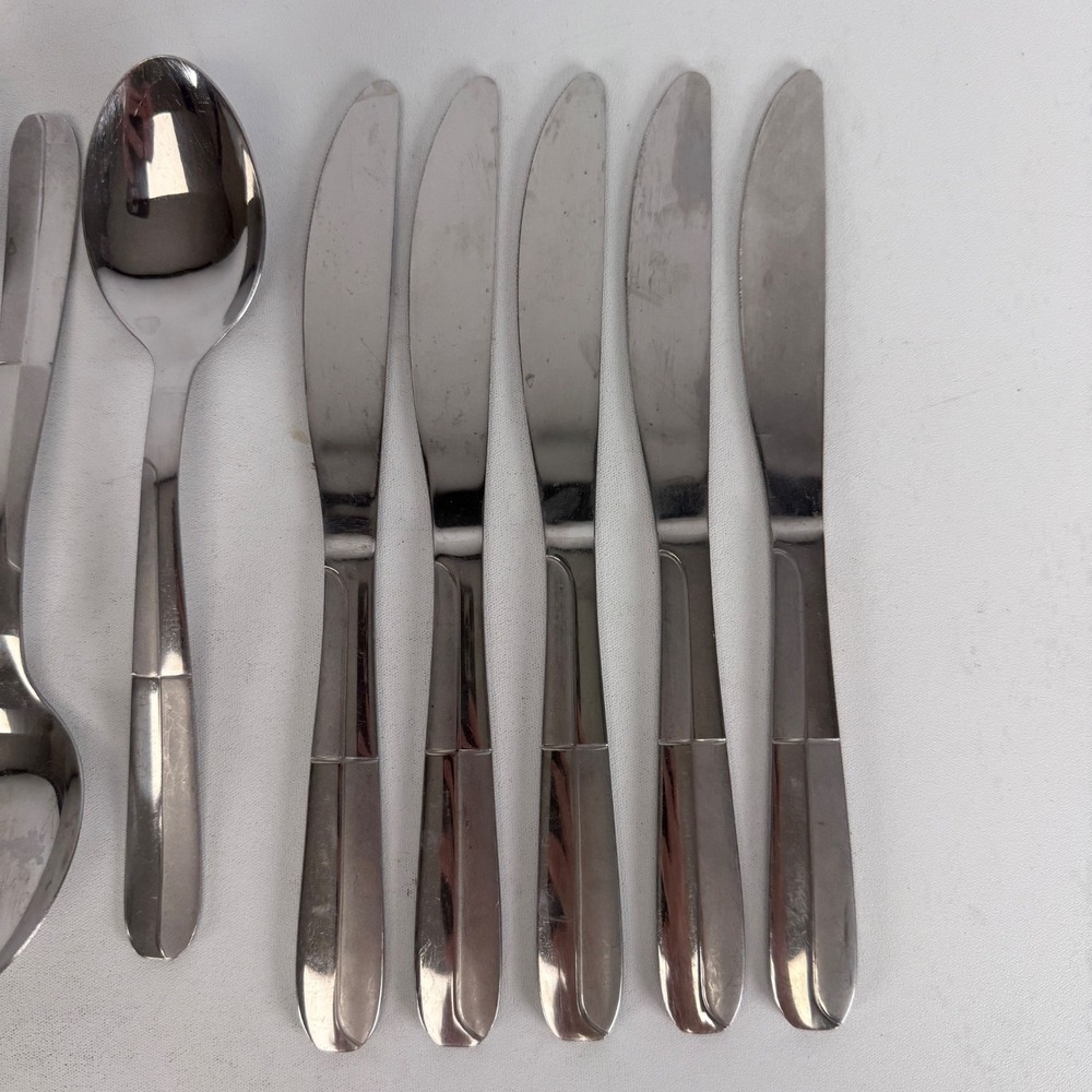 Mixed lot of 19 pc CAMBRIDGE CBS 176 Stainless Flatware Set - Picture 2 of 8